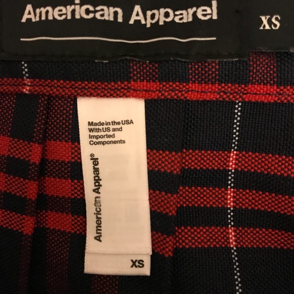 Pleated Skirt / Sweater - Picture 3 of 3